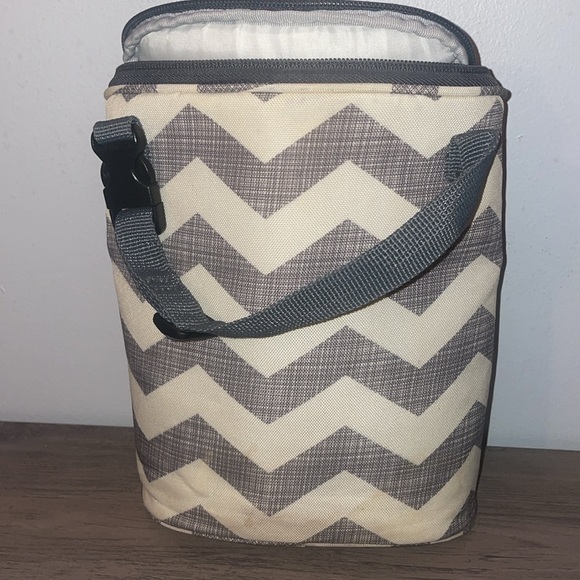 Skip Hop Grab & Go Double Bottle Bag, Chevron - Picture 6 of 8